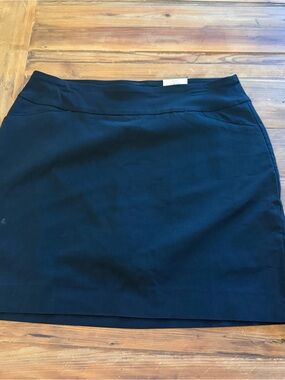 JM Collection Black Skort With Comfort Waistband Size Large NWT
